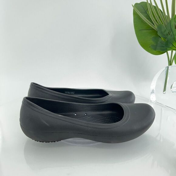 CROCS Women's At Work Flat Size 8 Black Slip On Shoe Barista Server Front Desk - Picture 4 of 11